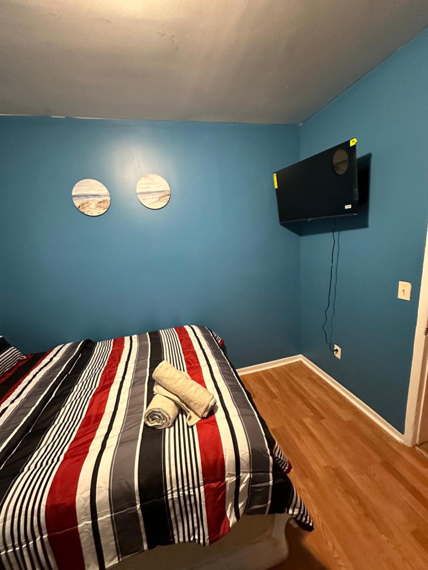 Fidelia Halos Room Queen Bed, Minutes From Newark Liberty International Airport And Newark Penn Station Bagian luar foto